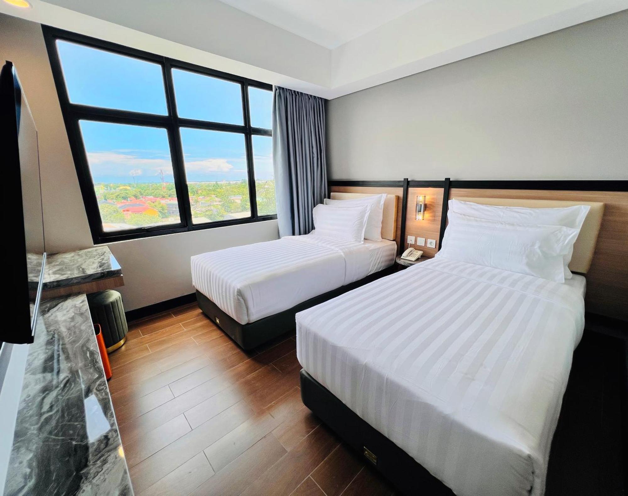 D'Primahotel Airport Sultan Hasanuddin Makassar Sudiang Kültér fotó